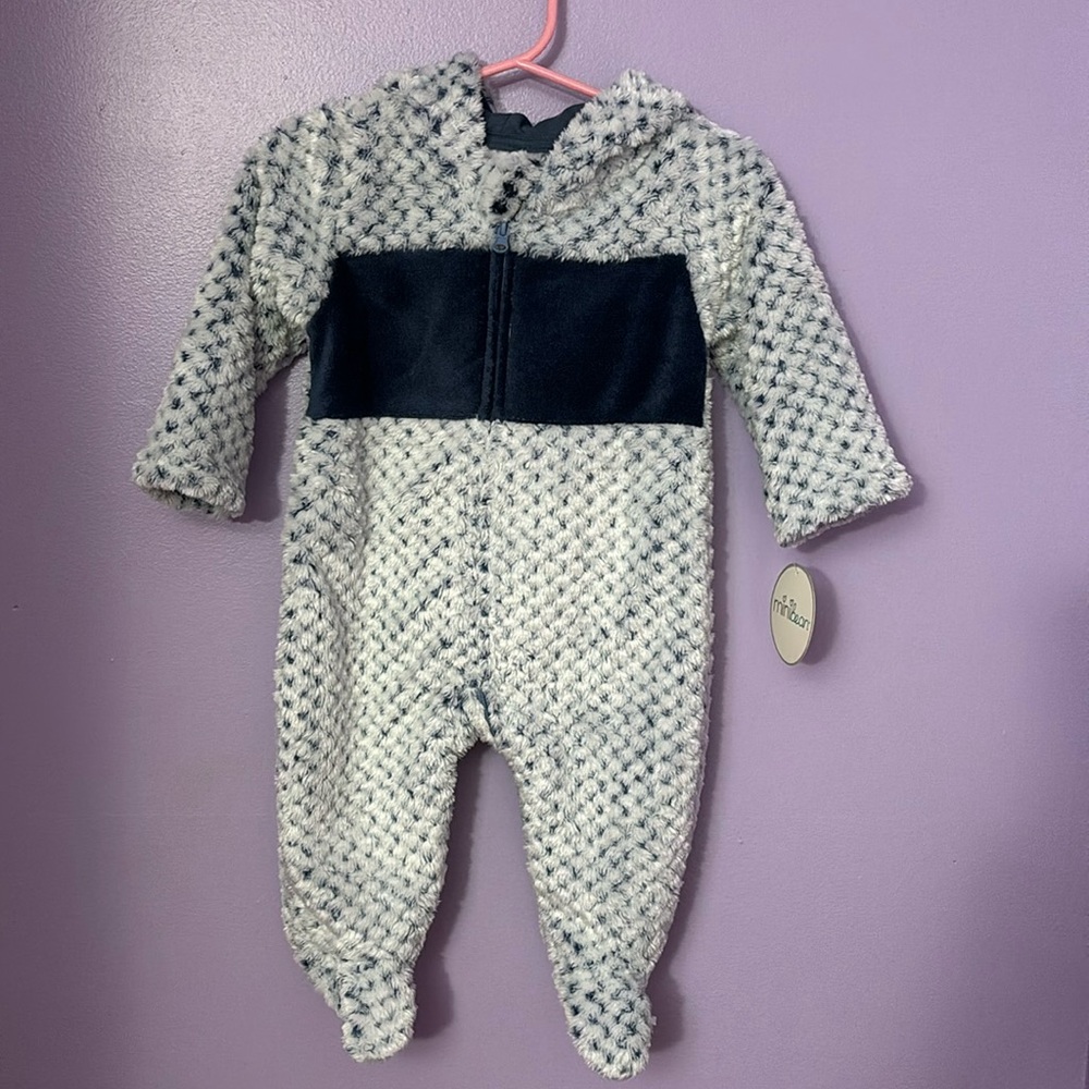 Mini Bean size 3-6m NWT